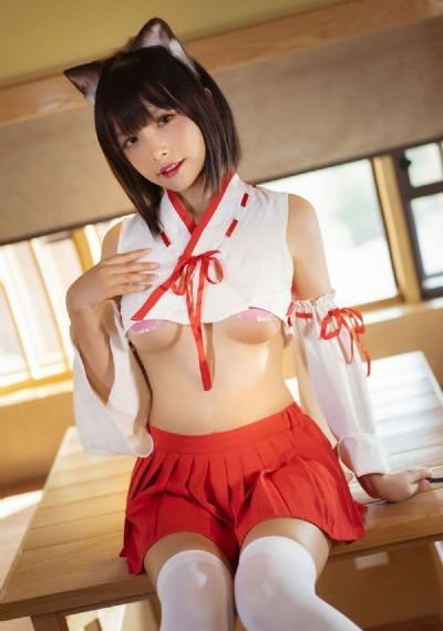 无遮挡巨大乳尖奶很动漫_720动漫免费观看